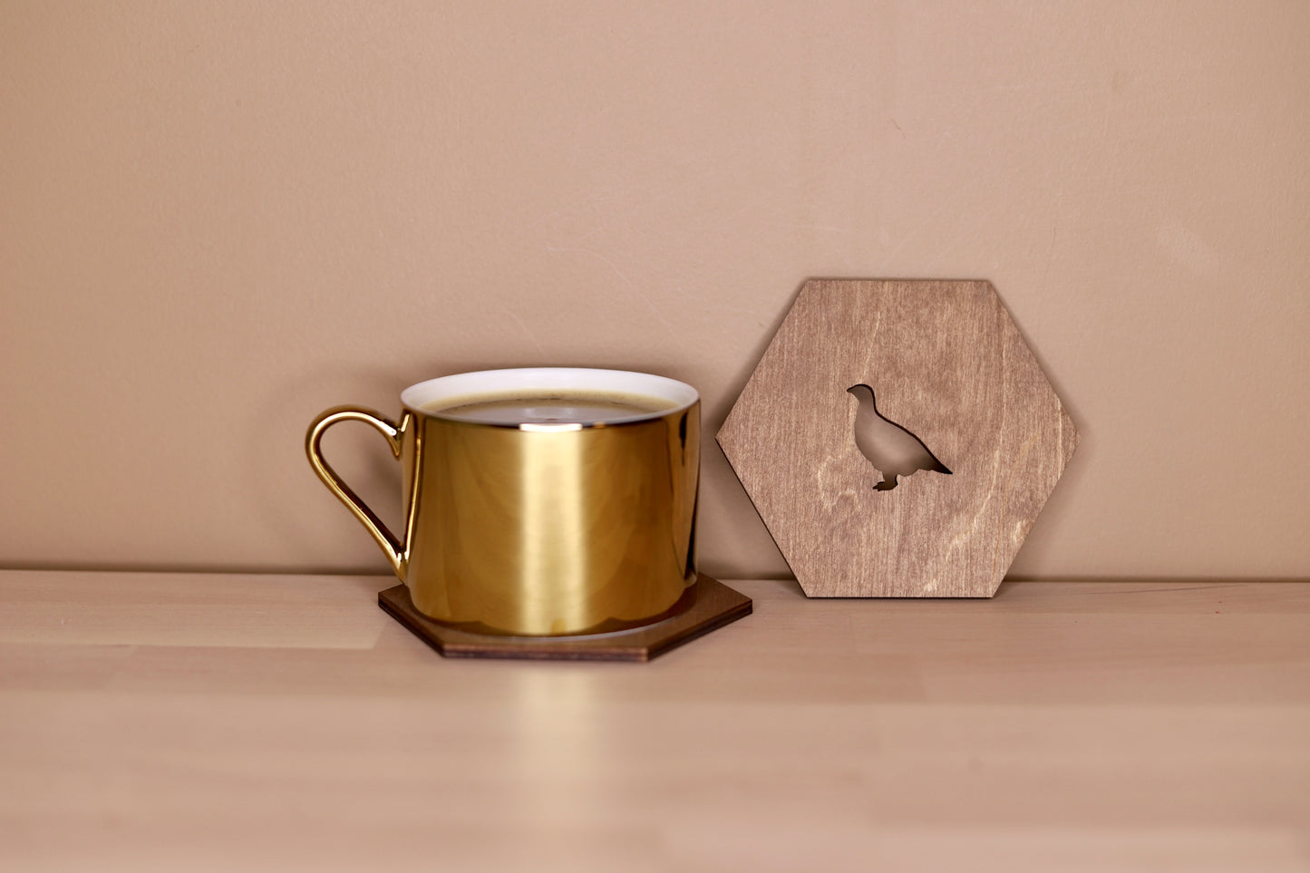 Bordbrikker med nordiske dyremotiv